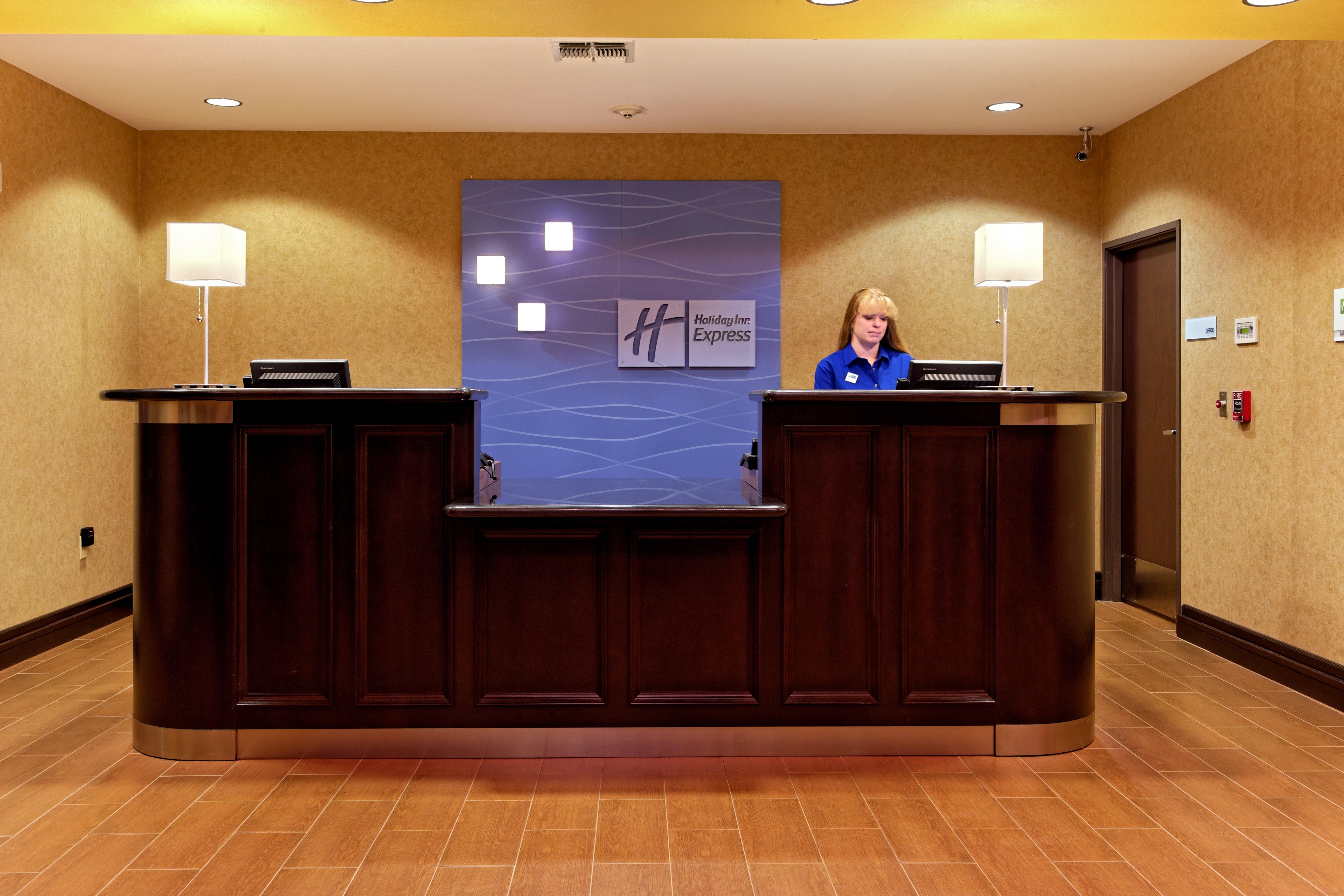 Holiday Inn Express Hotel And Suites - Odessa By Ihg Buitenkant foto