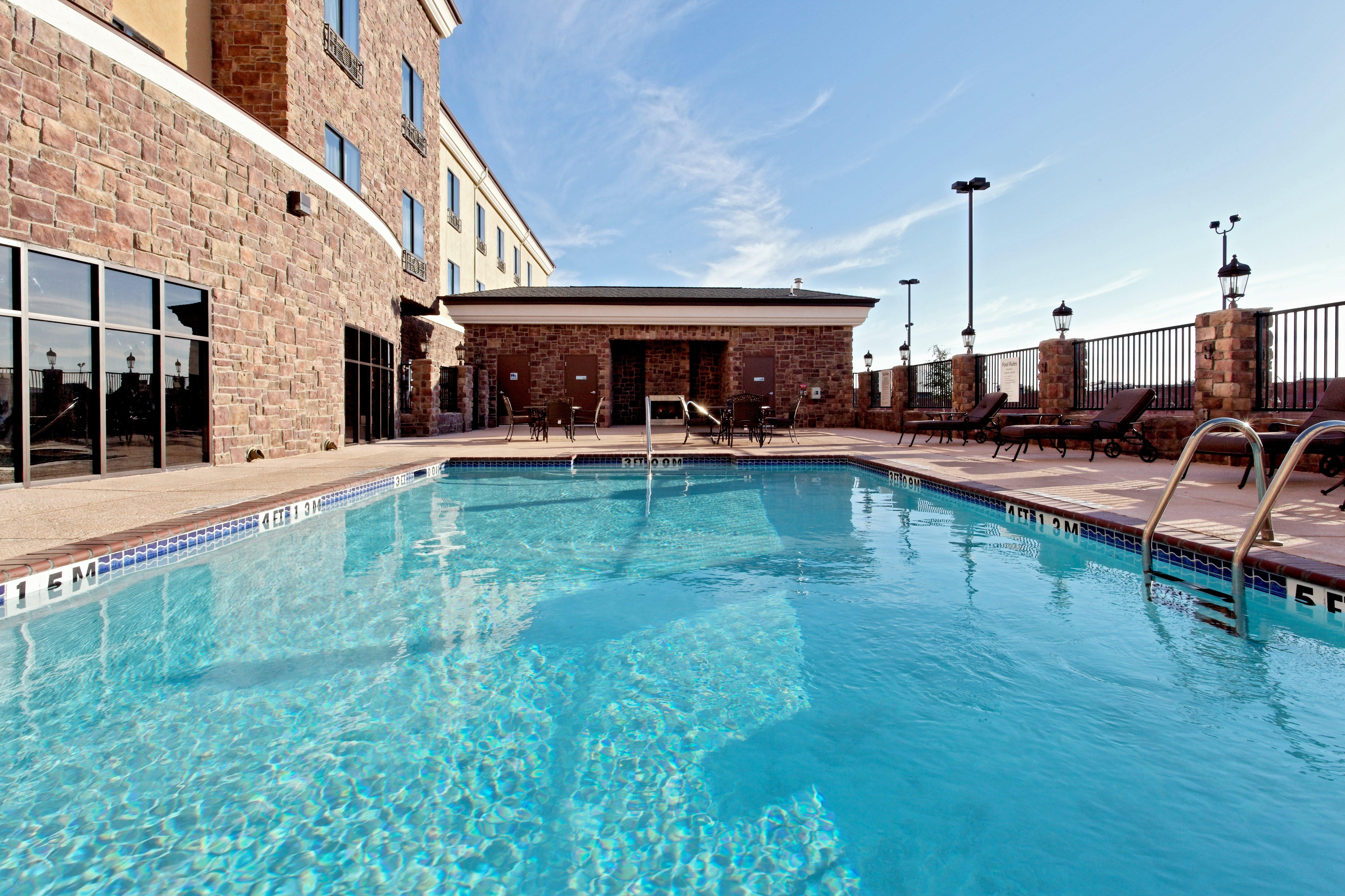Holiday Inn Express Hotel And Suites - Odessa By Ihg Buitenkant foto