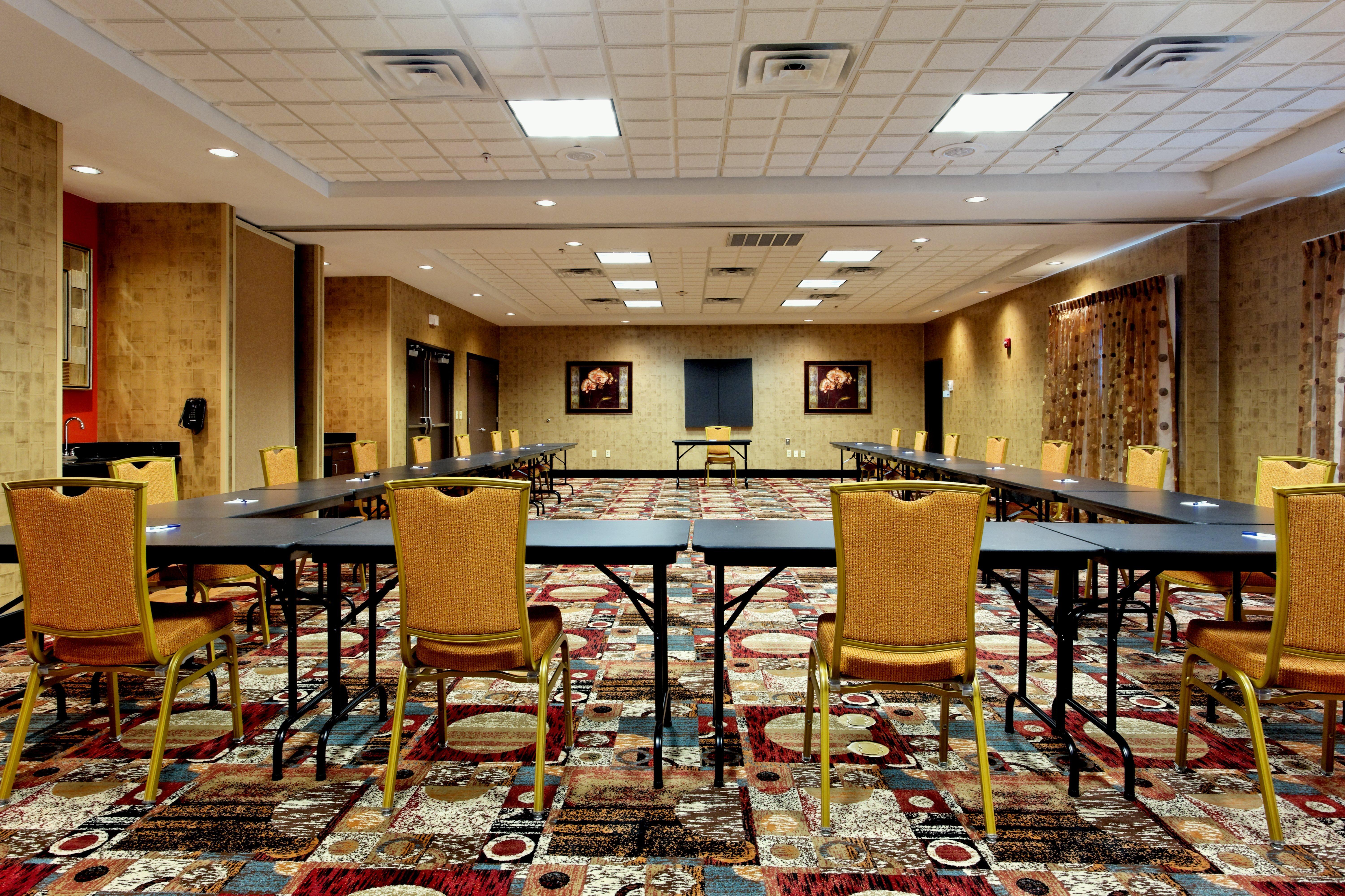 Holiday Inn Express Hotel And Suites - Odessa By Ihg Buitenkant foto