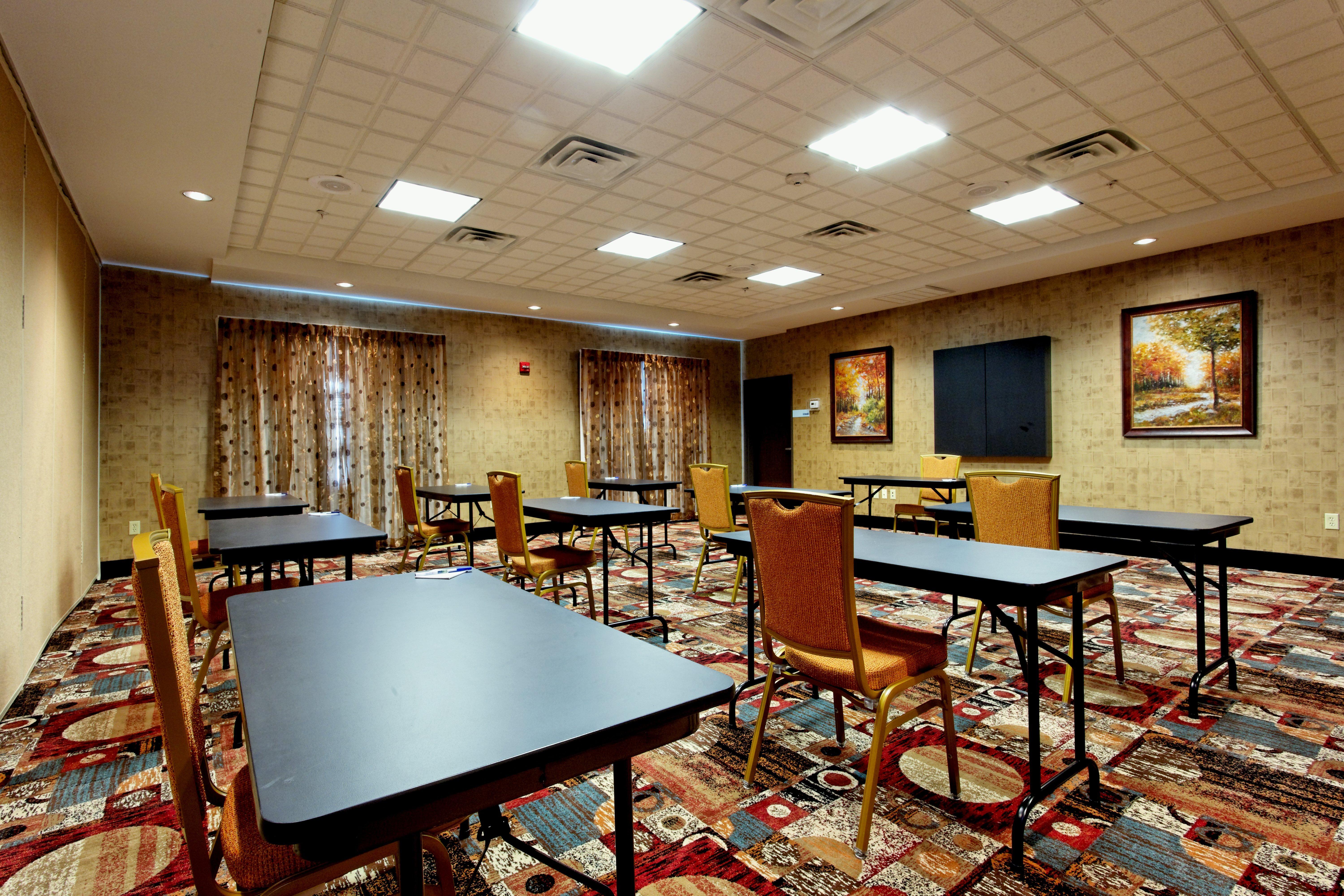 Holiday Inn Express Hotel And Suites - Odessa By Ihg Buitenkant foto